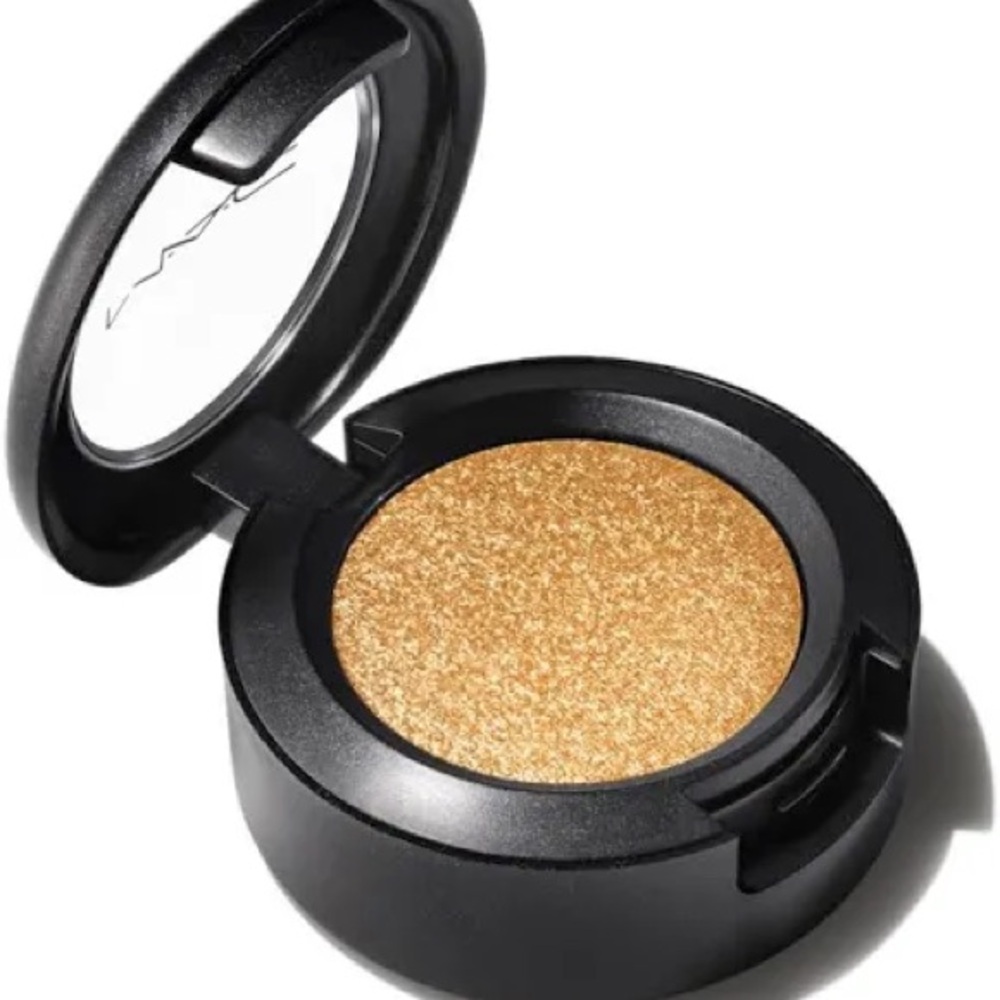 NEW MAC OH SO GILTY  golden eyeshadow